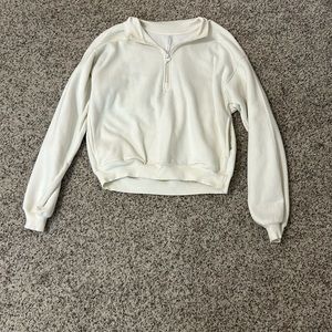 Fabletics creme quarterzip